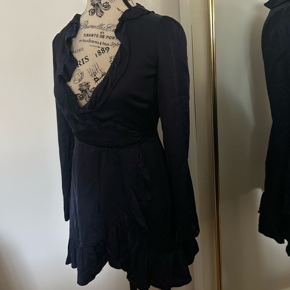 Aritzia Sunday Best Navy Dress - Picture 2 of 3